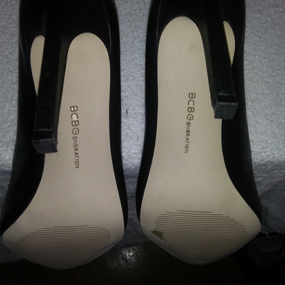Gorgeous design and sexy Heels...New - Picture 3 of 4